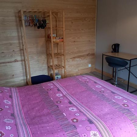 La Fermette - Chambres D'Hotes Dans Environnement Calme Et Arbore Saint-Jean-des-Baisants Εξωτερικό φωτογραφία