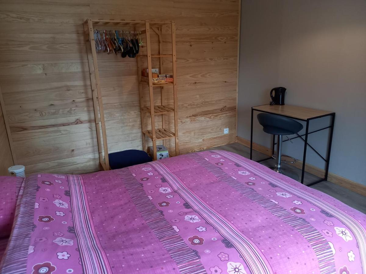 La Fermette - Chambres D'Hotes Dans Environnement Calme Et Arbore Saint-Jean-des-Baisants Εξωτερικό φωτογραφία